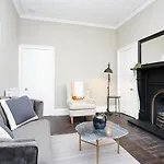 Joivy Modern Apartment In Stockbridge